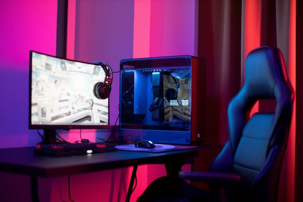Le matériel impressionnant du setup de squeezie pour streamer