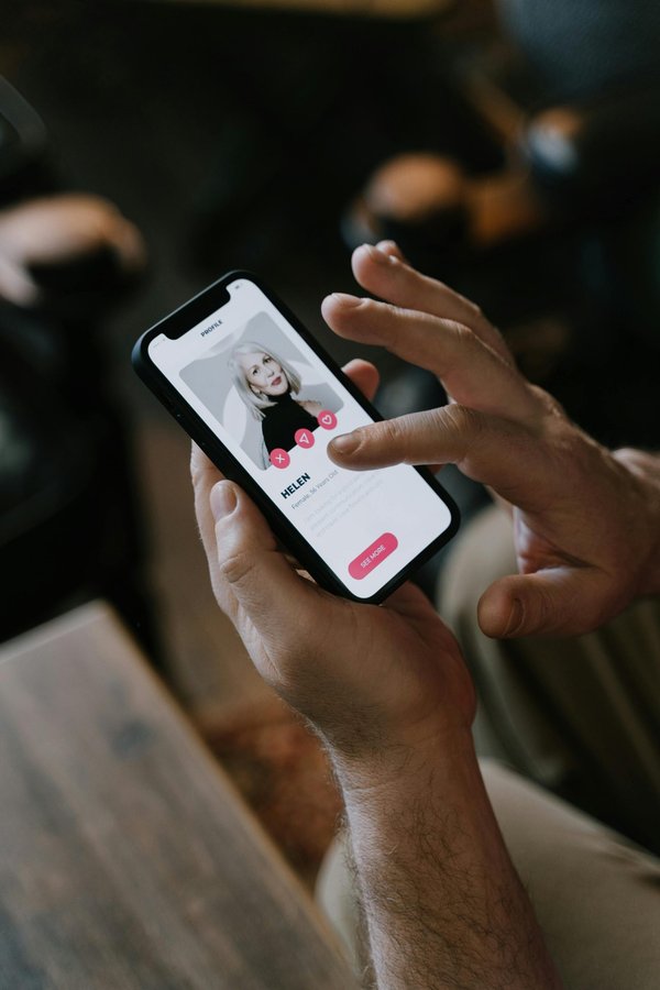 Edarling : un site pour des relations authentiques et sérieuses